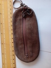 VINTAGE Old Keyring Leather Look Brown Zipped Storage Bag Deer Skin Scotland ? 