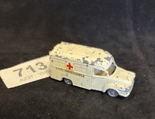 Matchbox Lesney 14 Lomax Ambulance SPW cream Interior