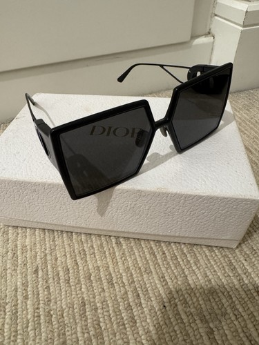 Dior montaigne black frames - dior, 30