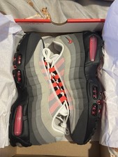 Nike Air Max 95 Solar Red 2025 Size UK8.5 - BRAND NEW, NEXT DAY DELIVERY ✅