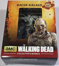 Eaglemoss The Walking Dead Collector's Models - Zombie Water Walker 2015