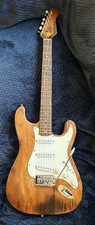 Mahogany Stratocaster – UK