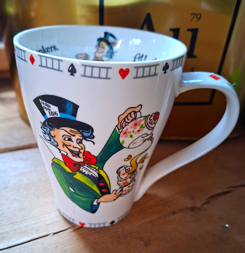 Cardew design disney alice - cardew, in