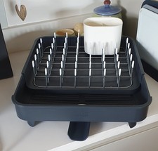 Joseph Joseph - Expanding Dish Drainer Rack with Removable Cutlery Holder