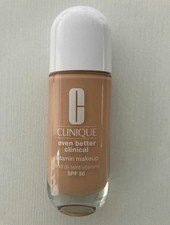 Clinique Even Better Foundation SPF 50 3 Light Cool
