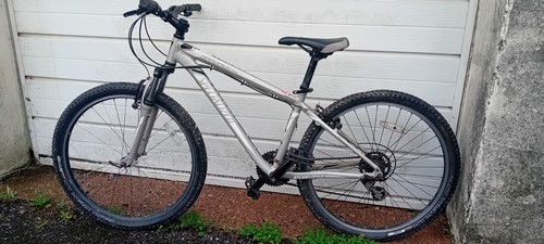 Specialized hardrock sport - specialized,