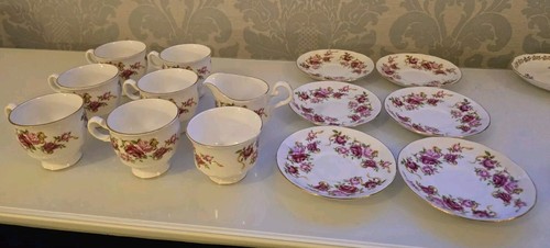 Gainsborough cups and - 6,