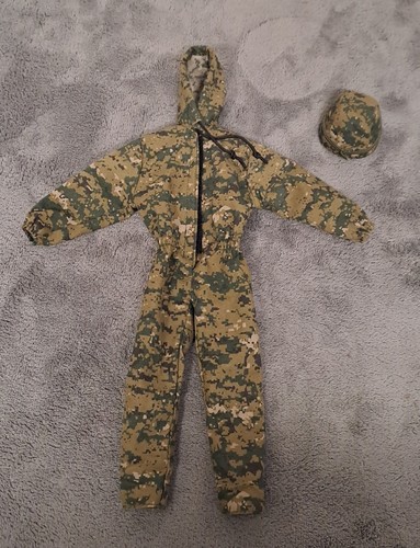 Scale digital camouflage - digital,