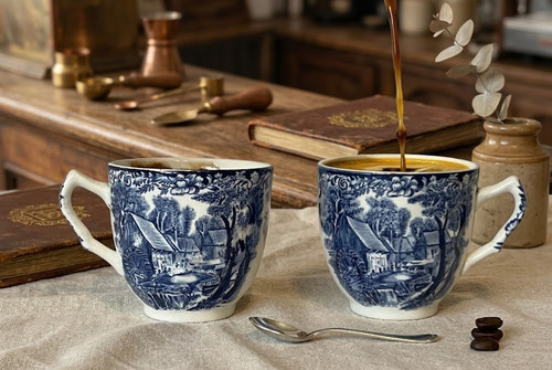 Set vintage blue and - of,
