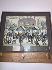 VINTAGE COMPLETED TAPESTRY CANVAS L.S LOWRY MARKET GALLERY WALL /CRAFTS PROJECTS
