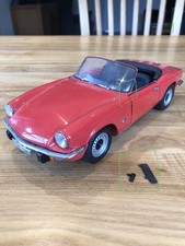 1/18 SUN STAR TRIUMPH SPITFIRE MK IV