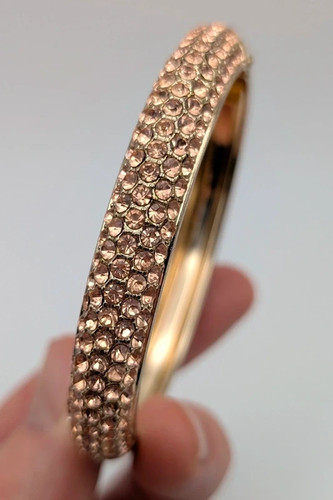 Pink crystal gold tone metal - pink,