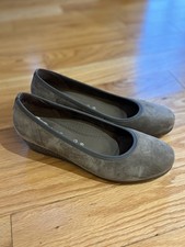 GABOR Suede Ballet Pumps in