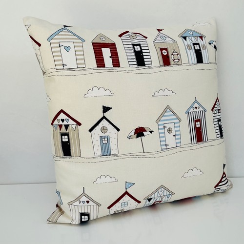 Beach huts double - huts,