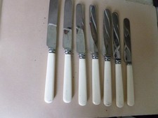 dessert knives