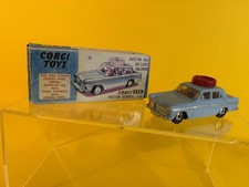 CORGI 236 AUSTIN A60 DE LUXE