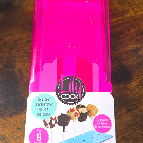 Lily cook pink plastic - plastic, cake