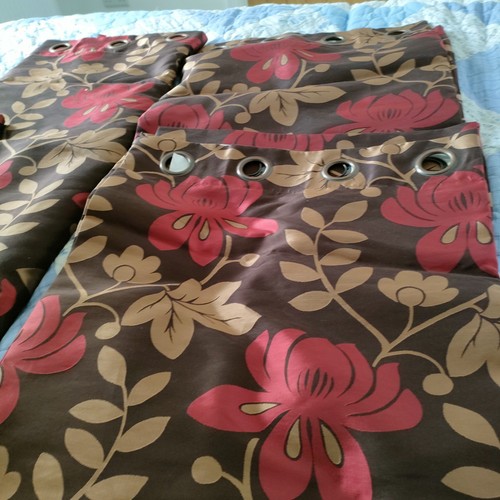 Pairs montgomery curtains - 3, of