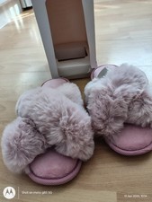 Totes Ladies Slippers Size 3
