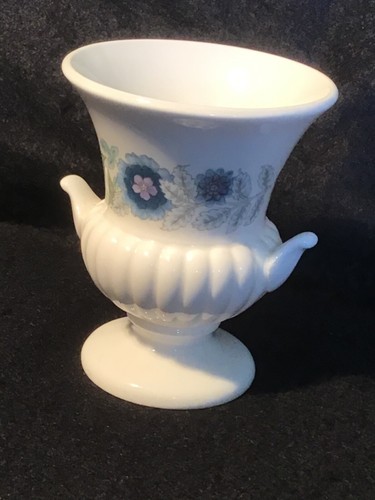 Wedgewood small china posy urn - small,