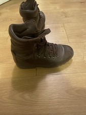 Altberg Defender Men's Combat