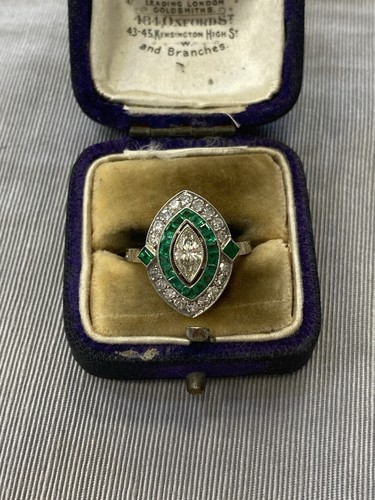 Art deco emerald and diamond - art,