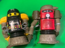 1984 CBS toys made in Hong Kong,wrecker robots,pair of vintage old models rare!2