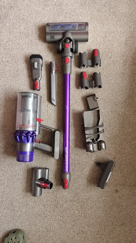 Dyson cyclone v10 - dyson, animal
