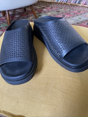 Black fitflops size worn - black,