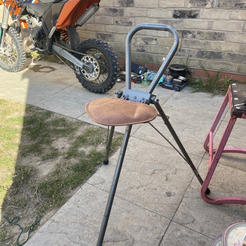 Vintage hill rest - vintage, hill-rest-seat