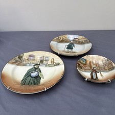 ROYAL DOULTON DICKENS CABINET PLATES & A BOWL COLLECTION.   (B61)
