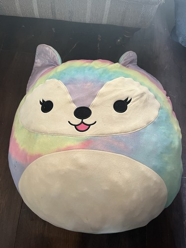 Squishmallows depicting the