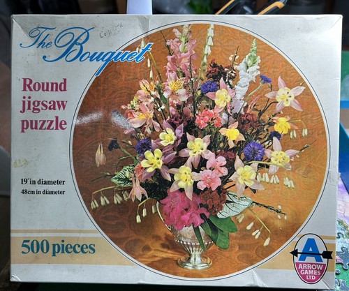 The bouquet circular - bouquet, round