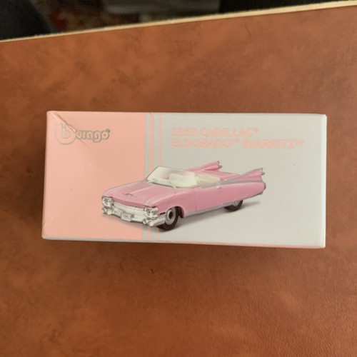 Bburago 1959 cadillac - 1/64,