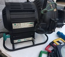 Strand 2.5/4k par HMI light head with 4 piece lens set