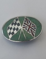 CROSSED RACING FLAGS (FRANKS JACKET) ENAMEL LAPEL PIN BADGE CAP BADGE