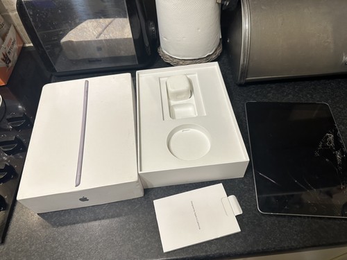 Boxed apple ipad - boxed,