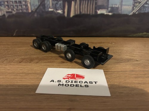 Corgi modern truck volvo - corgi,