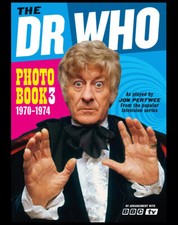 RARE! DR WHO PHOTO BOOK 124-Page BOOKAZINE  THIRD DOCTOR JON PERTWEE 1970-1974