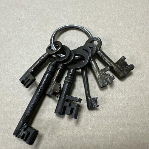 Keys cast iron skeleton - keys,