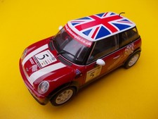 SCALEXTRIC C2484 BMW MINI