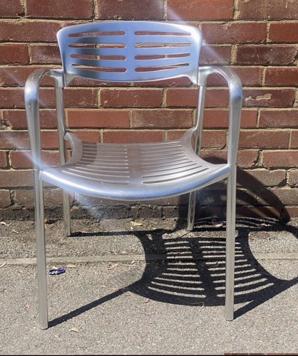 Jorge pensi aluminium designer - jorge,