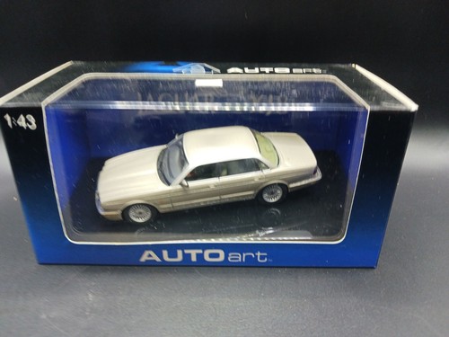 Autoart jaguar xj8 gold - xj8,
