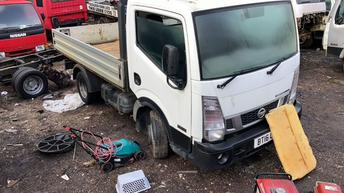 Nissan nt400 cabstar breaking - nissan,