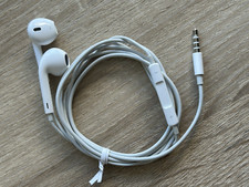 Apple MD827 EarPods 3.5mm Jack Earphones for iPhone/iPad/iPod/MacBook/iMac (A)