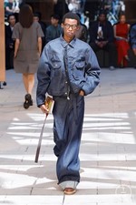 BNWT SACAI LEVI'S  Runway Wide