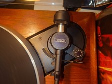 Acoustic Research AR ' The Legend' turntable,  Mission arm. no cartridge.