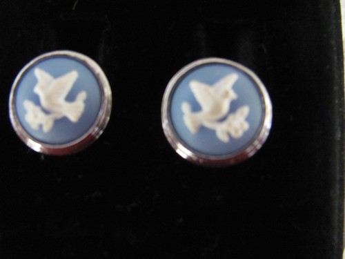 Vtg avon wedgwood style - vtg,