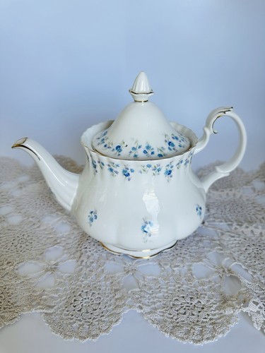 Royal albert memory lane - royal,