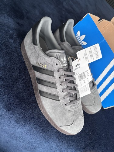 Bnwt adidas gazelle - adidas,